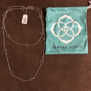 ‼️ SOLD ‼️ Kendra Scott Devalyn necklace